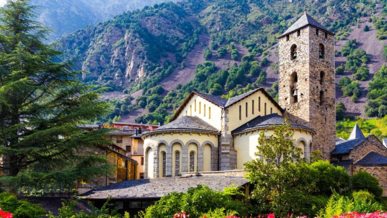 ВНЖ для инвесторов в Андорре: условия, расходы