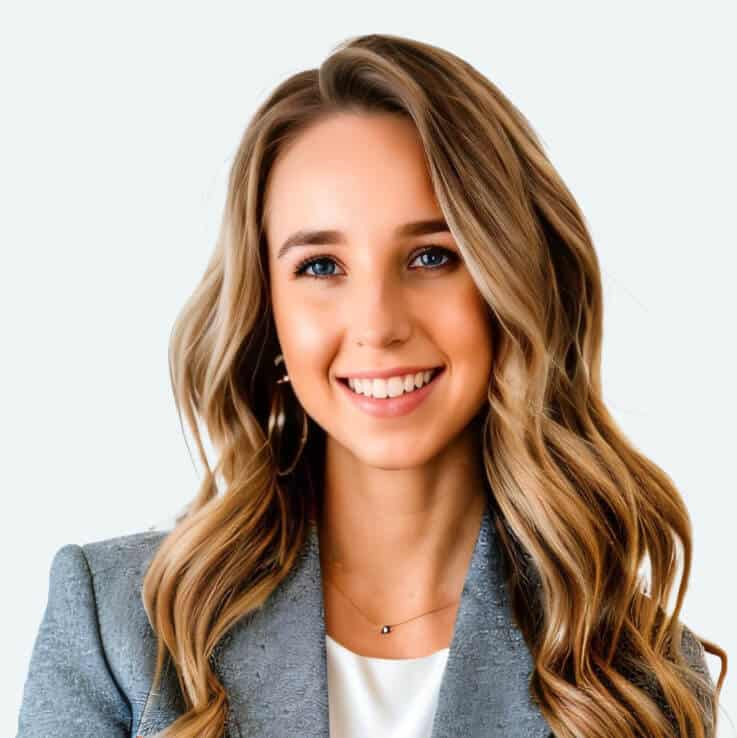 Елена Гарницарик, Руководитель юридического департамента