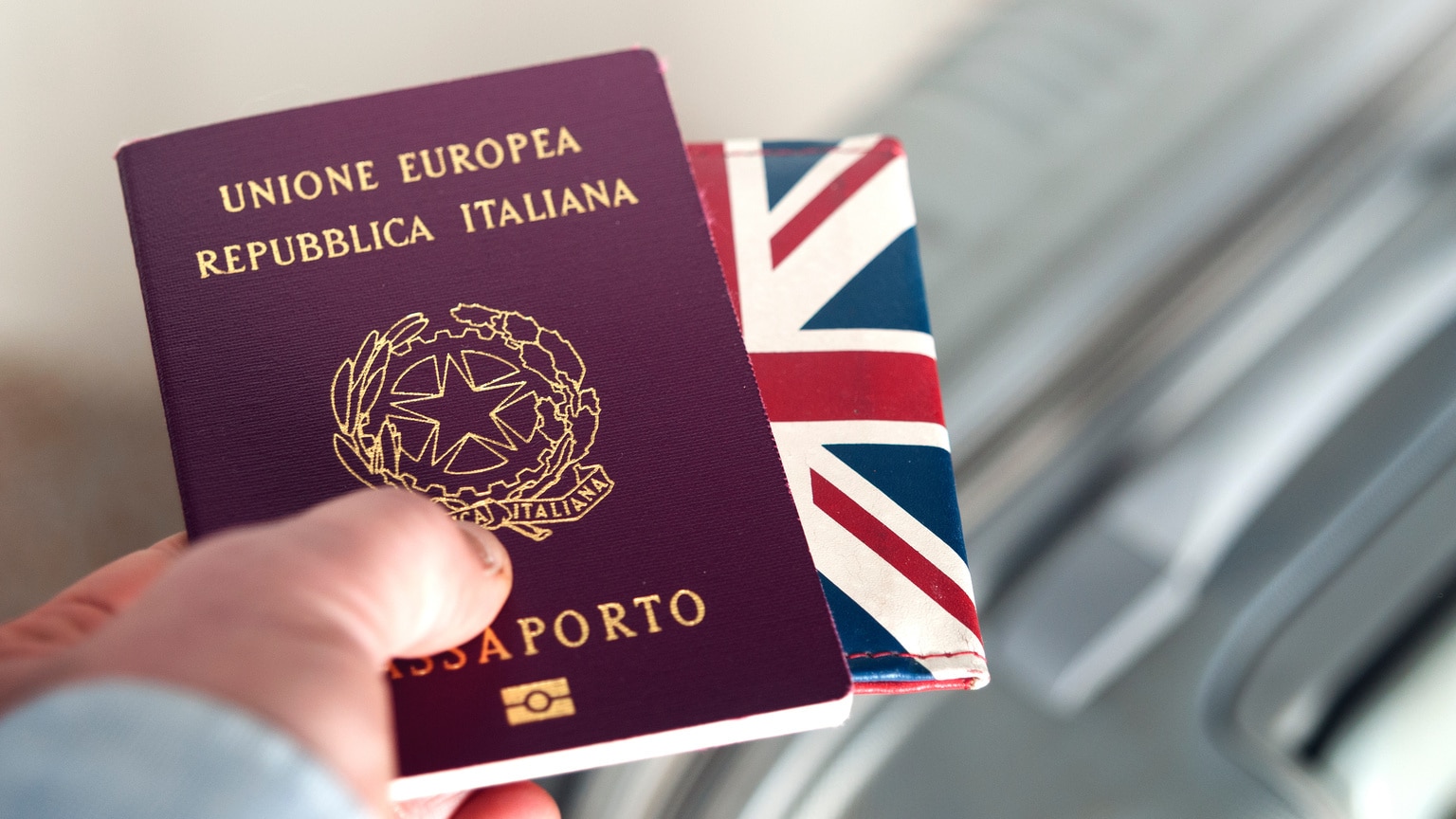 Безвизовые страны с паспортом и ВНЖ в Италии: список, куда можно поехать