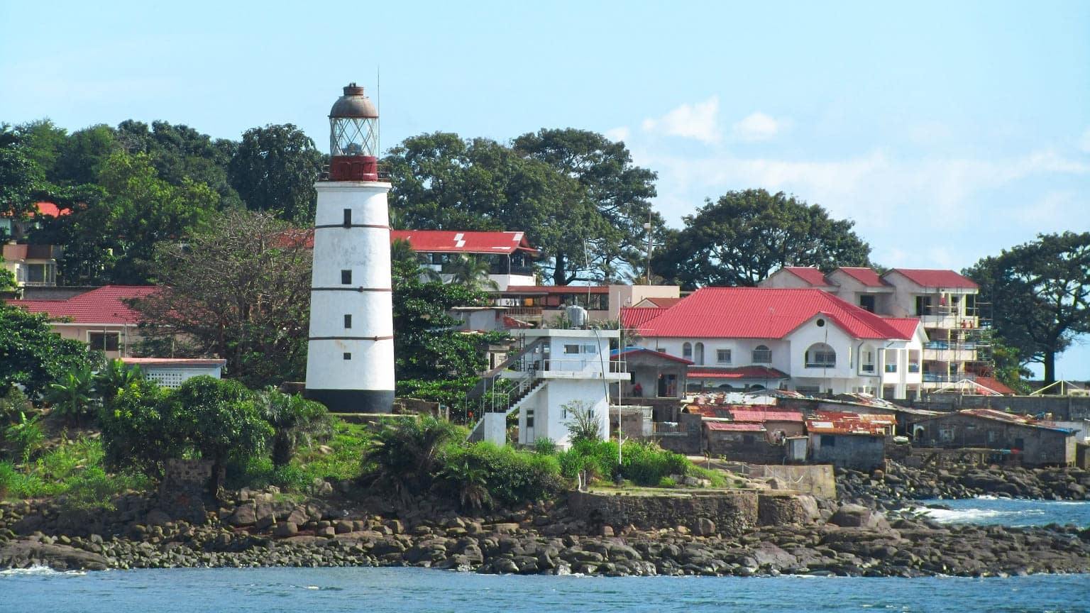 ПМЖ в Сьерра-Леоне за покупку золота: вид на жительство за инвестиции