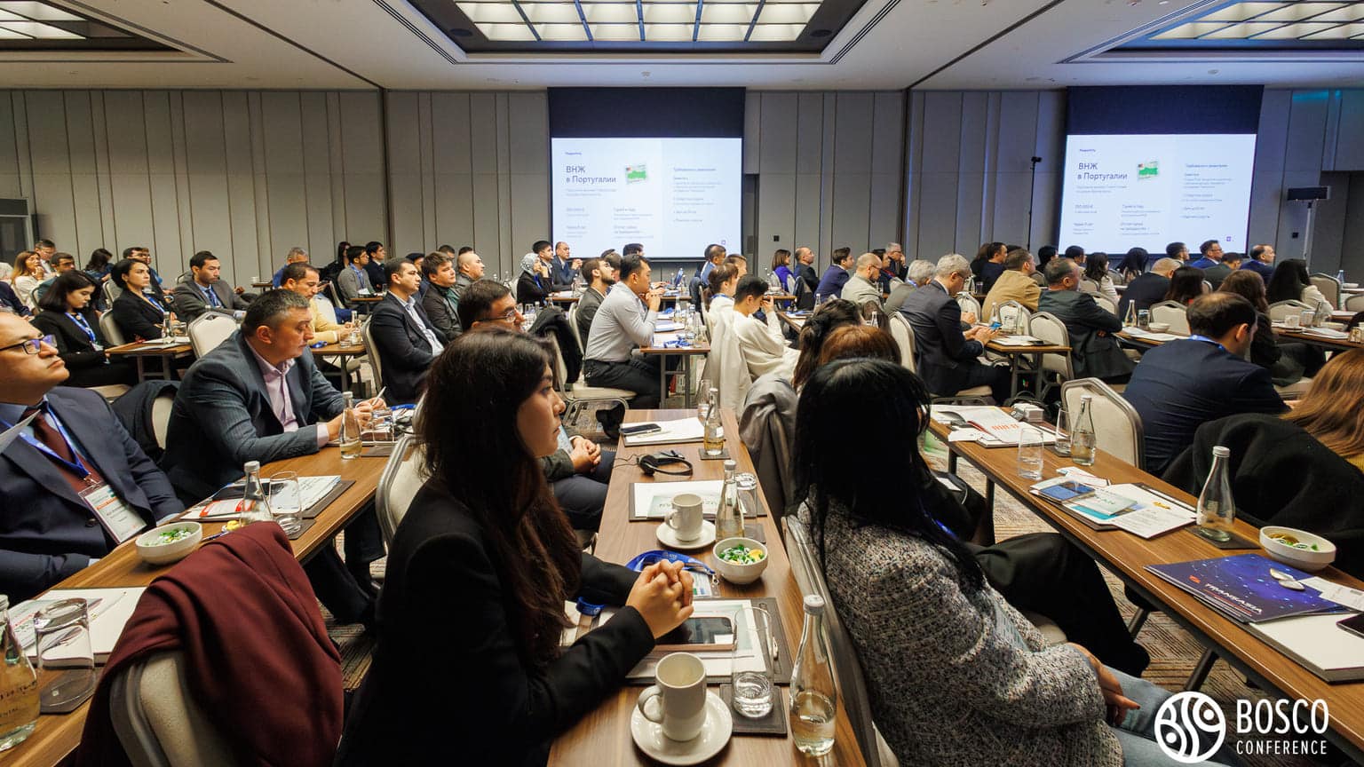 Юлия Веремьева и Елена Климовская представляют Legal Immigration на конференции InvestPro в Ташкенте, 2024 год