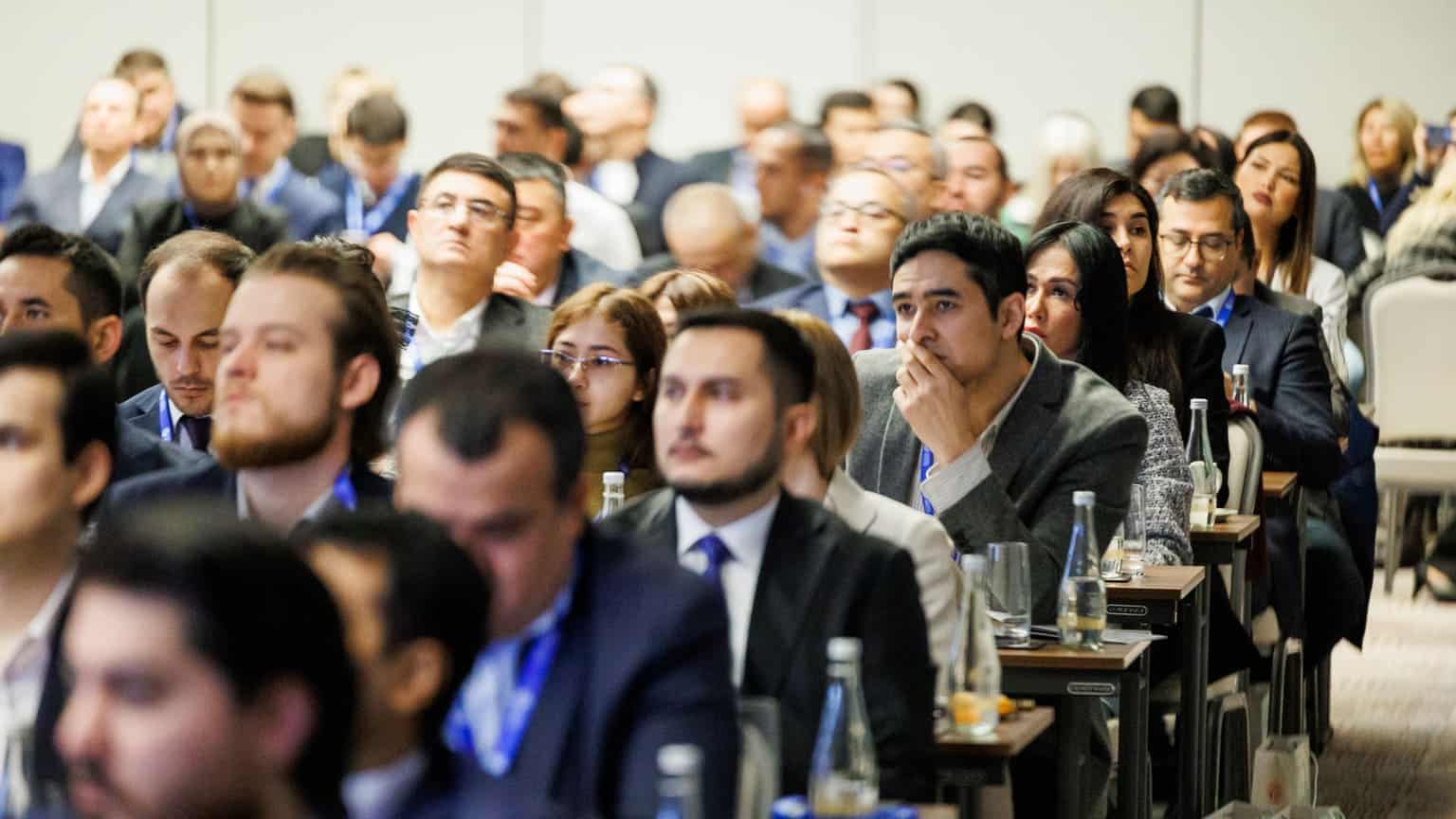 Юлия Веремьева и Елена Климовская представляют Legal Immigration на конференции InvestPro в Ташкенте, 2024 год