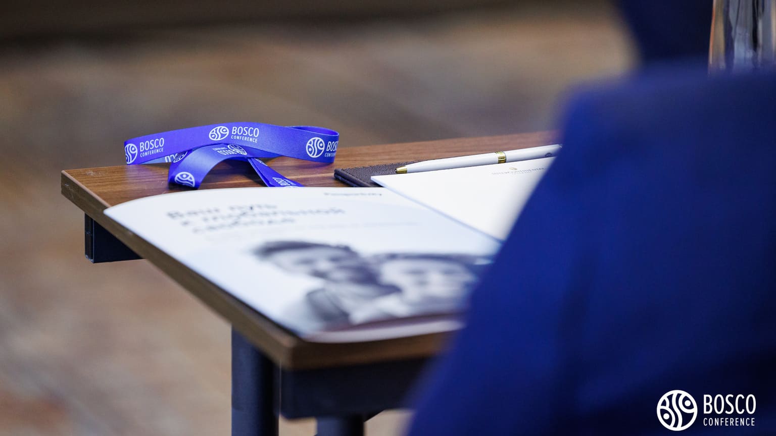 Юлия Веремьева и Елена Климовская представляют Legal Immigration на конференции InvestPro в Ташкенте, 2024 год