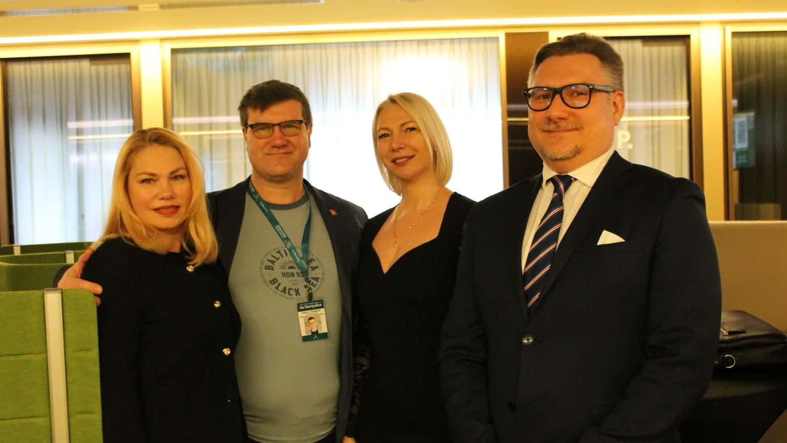 Юлия Веремьева и Елена Климовская представляют Legal Immigration на бизнес-бранче, чтобы обсудить инвестиции в недвижимость Турции