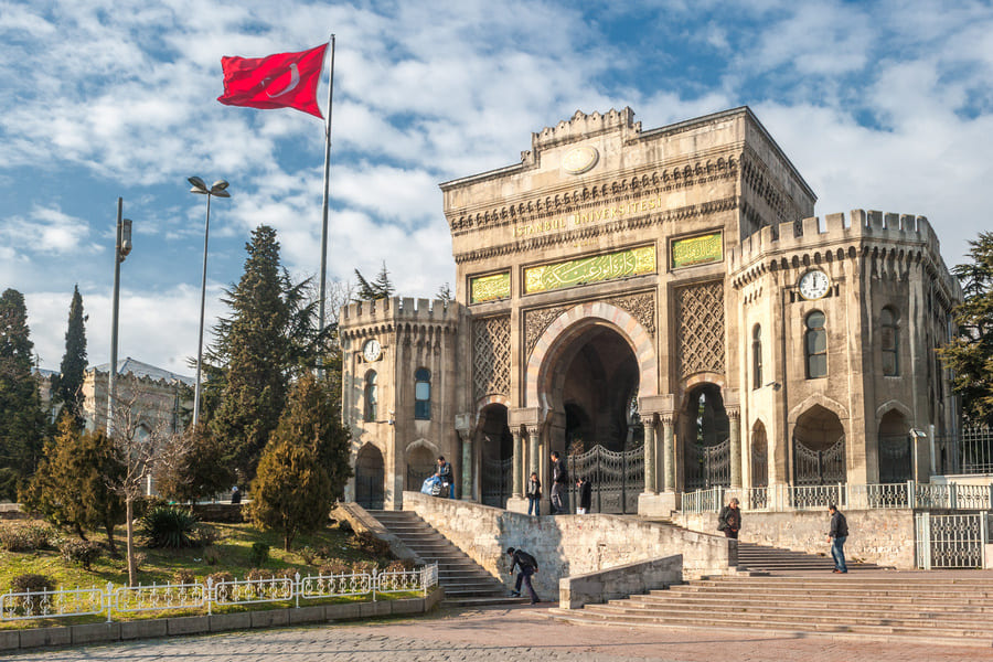 Как поступить в университет в Турции