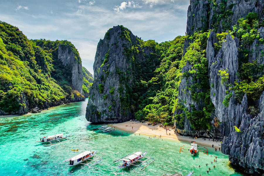 Где проще всего получить ВНЖ: ПМЖ на Филиппинах за инвестиции