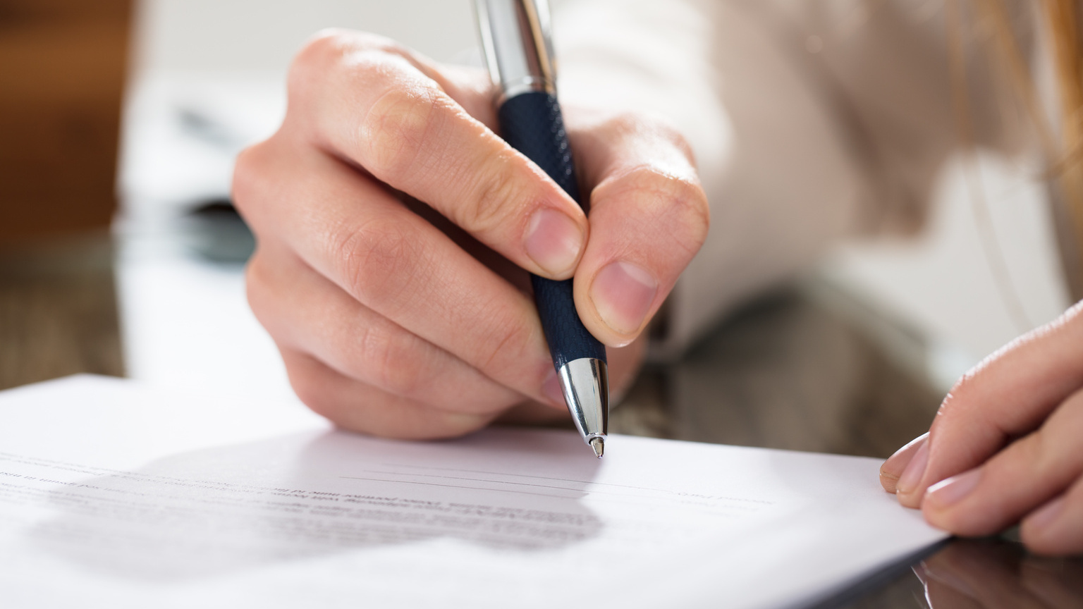 Как подать уведомление о ВНЖ в другой стране